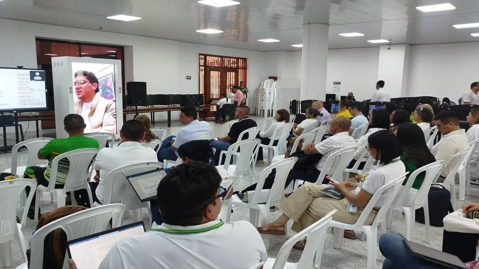 UPC fortalece la calidad académica con innovador taller sobre análisis de pruebas Saber Pro