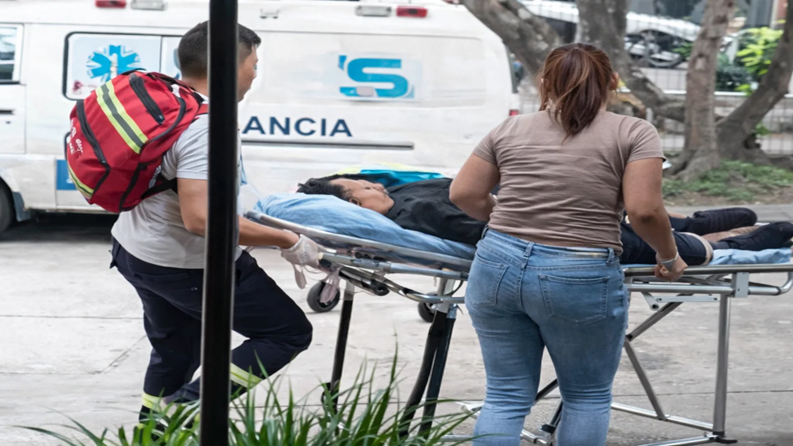 Ataque sicarial en restaurante de Valledupar deja un muerto y un herido