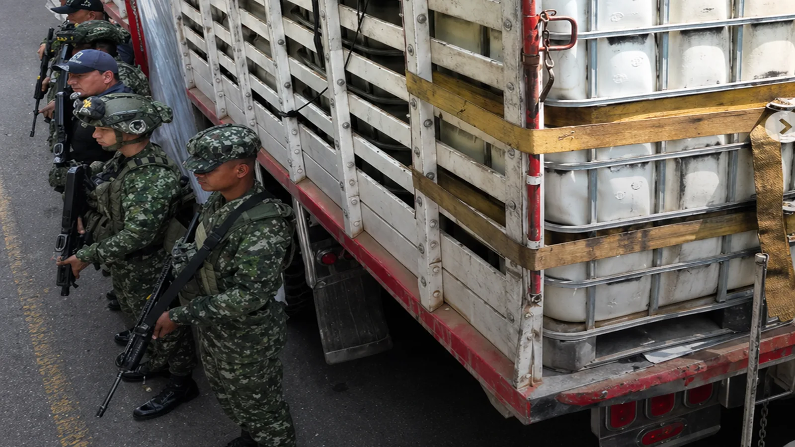 41 mil galones de gasolina destinada a grupos armados y producción de cocaína fue incautada en el Cesar