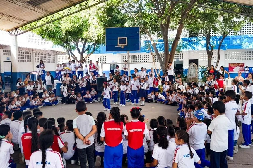 Polémica por predio donde funciona colegio en Valledupar: comunidad denuncia cobro mientras documentos revelan disputa jurídica