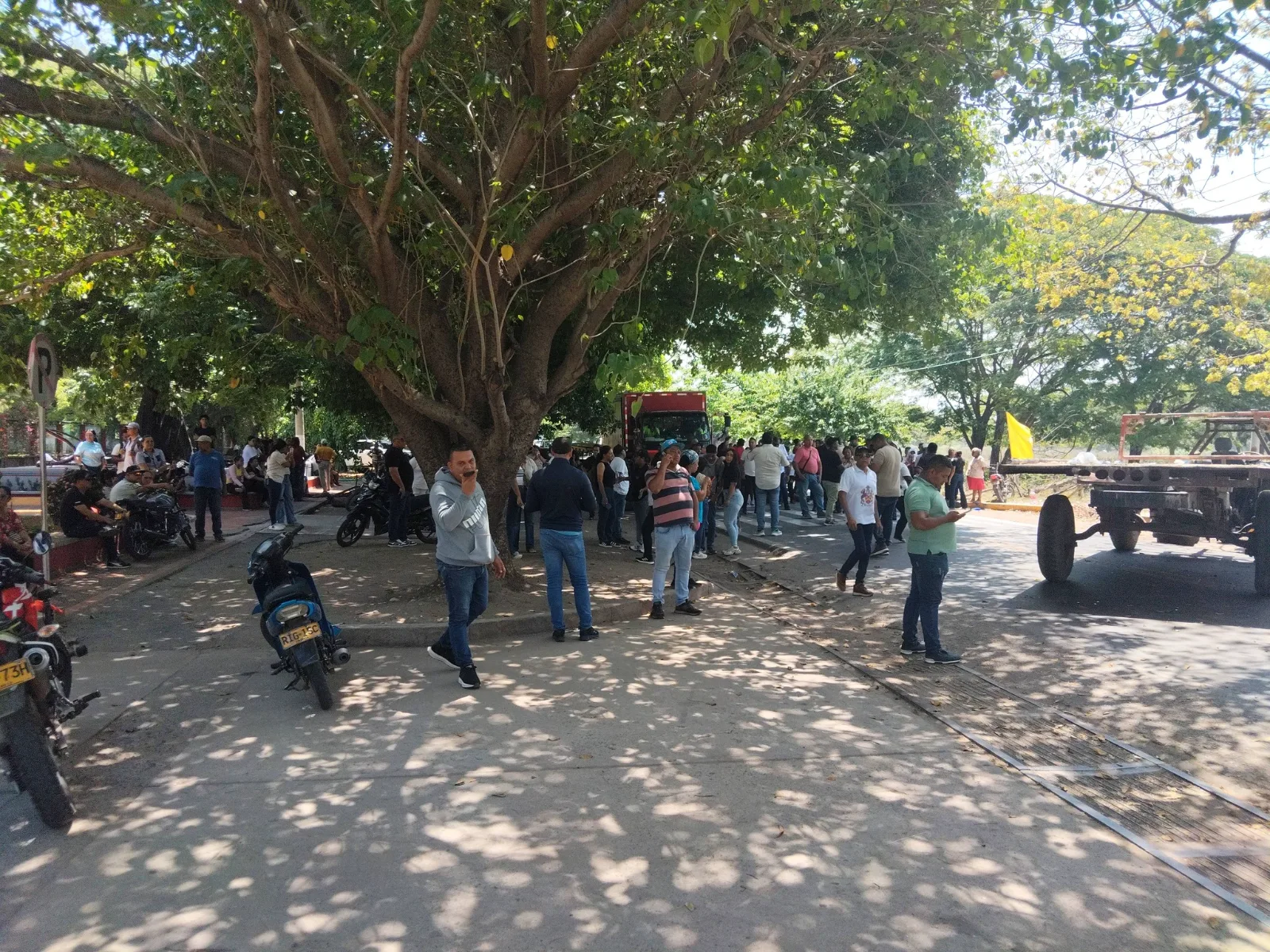 Seguidores de Micher Pérez exigen entrega de su credencial
