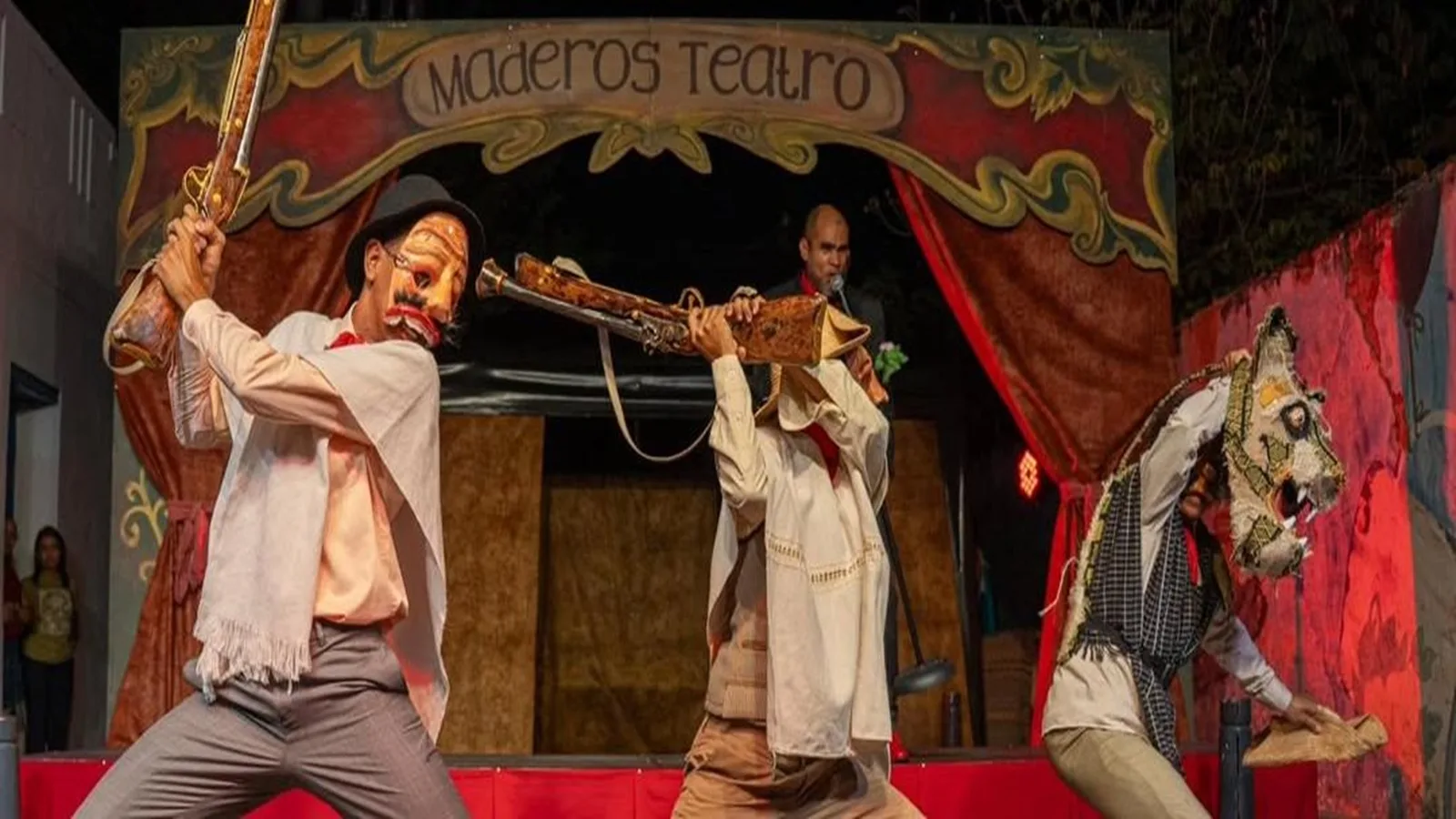 “Los usan en la agenda cultural, pero no los apoyan”: fuerte reclamo de la ciudadanía a la Alcaldía de Valledupar en defensa de Maderos Teatro
