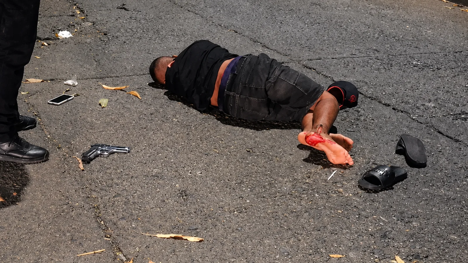 Balacera frente al Comando de Policía en Valledupar dejó un muerto, una menor herida y un agente lesionado