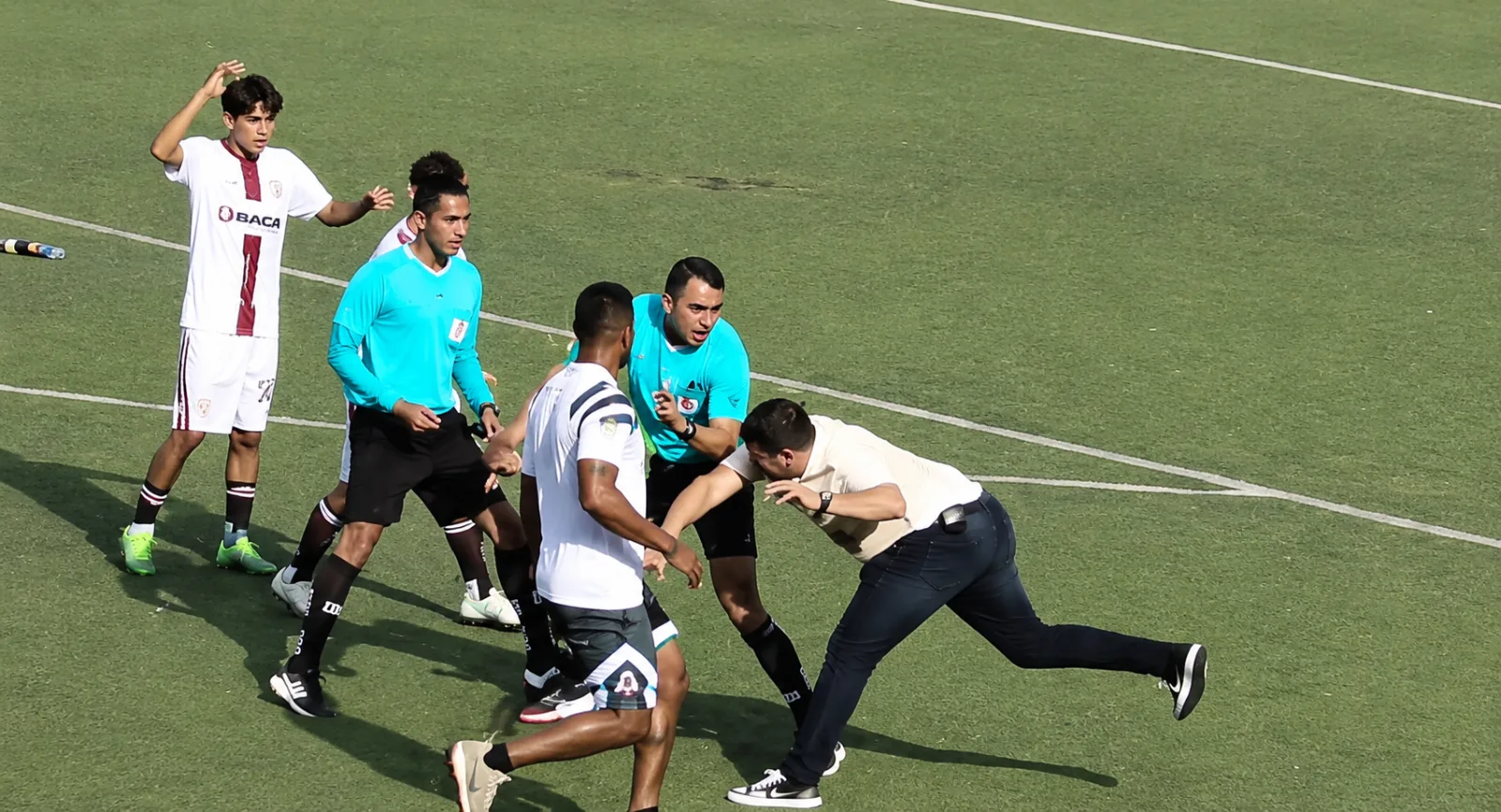 Árbitro FIFA del Cesar fue agredido durante partido juvenil en Valledupar