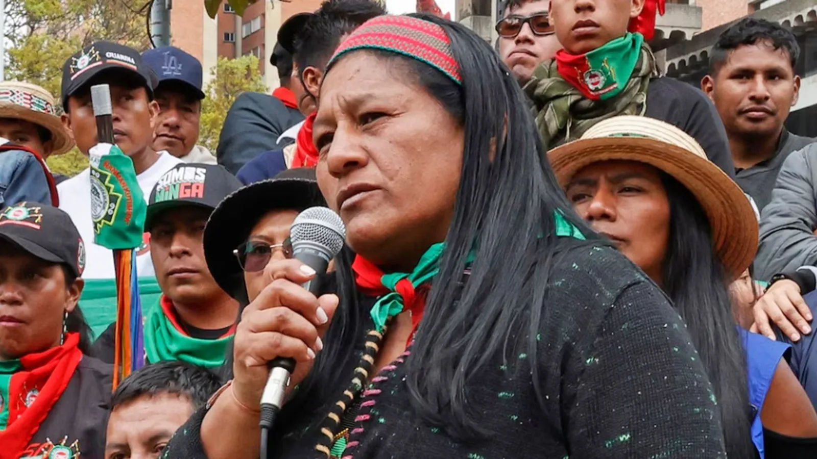 Aida Quilcué, la candidata que solo cursó hasta cuarto de primaria desata polémica al afirmar que los universitarios "lo único que aprendieron fue a robarse la plata"