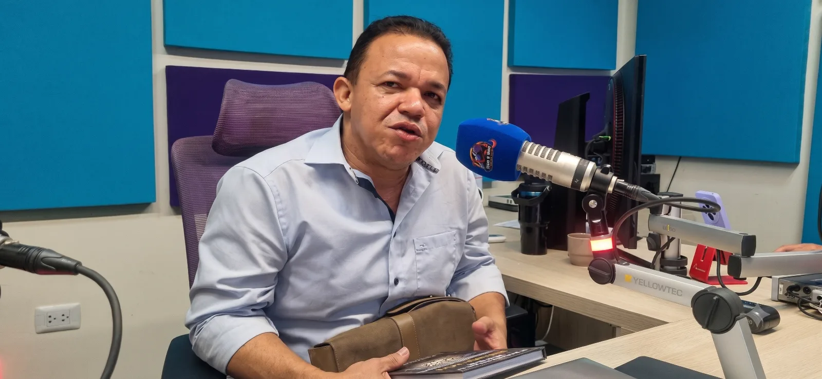 Médico cesarense presenta libro con propuesta para transformar el sistema de salud colombiano