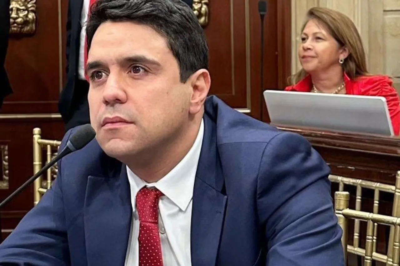 Carlos Felipe Quintero anuncia acciones judiciales contra Abelardo de la Espriella por acusaciones de compra de votos