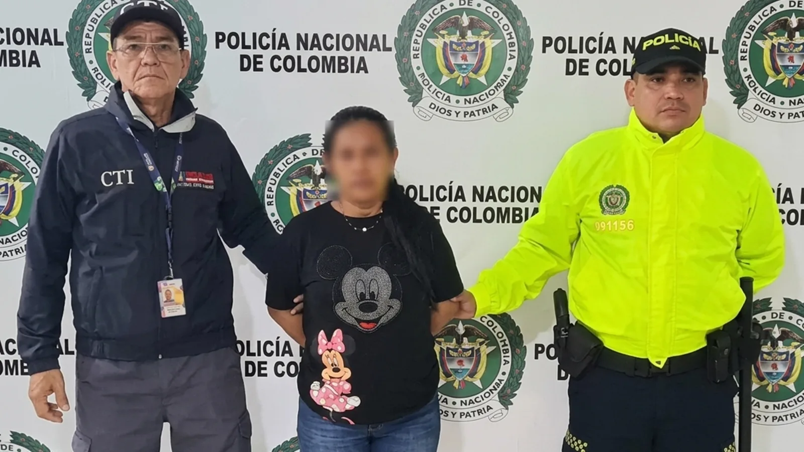 ¡Fue a votar y terminó en la cárcel! Capturan a mujer señalada de robar 140 reses de la familia de Ape Cuello en Valledupar
