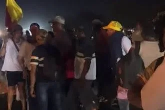 Campesinos mantienen protesta en peaje de Valencia de Jesús y esperan respuesta de la Agencia Nacional de Tierras
