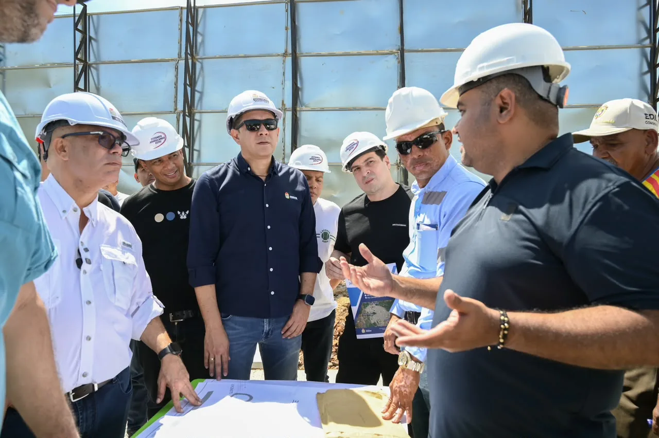 Concejales verifican junto al alcalde Ernesto Orozco el avance de las principales obras de Valledupar
