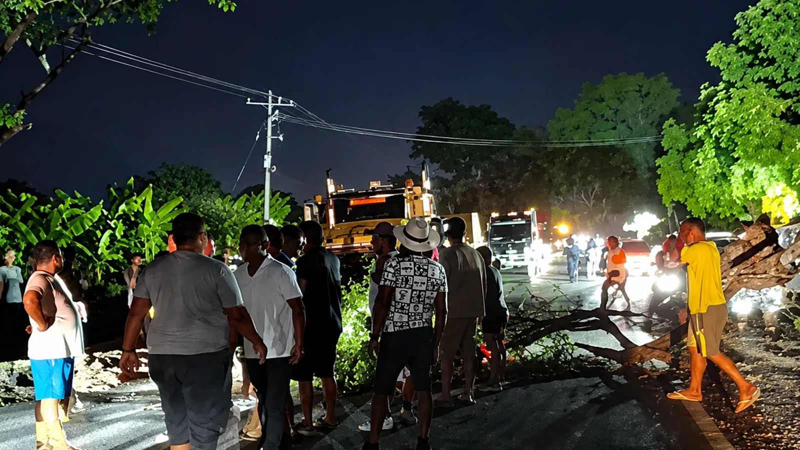 Cuatro días sin energía desatan bloqueo de la vía nacional en Fonseca, La Guajira