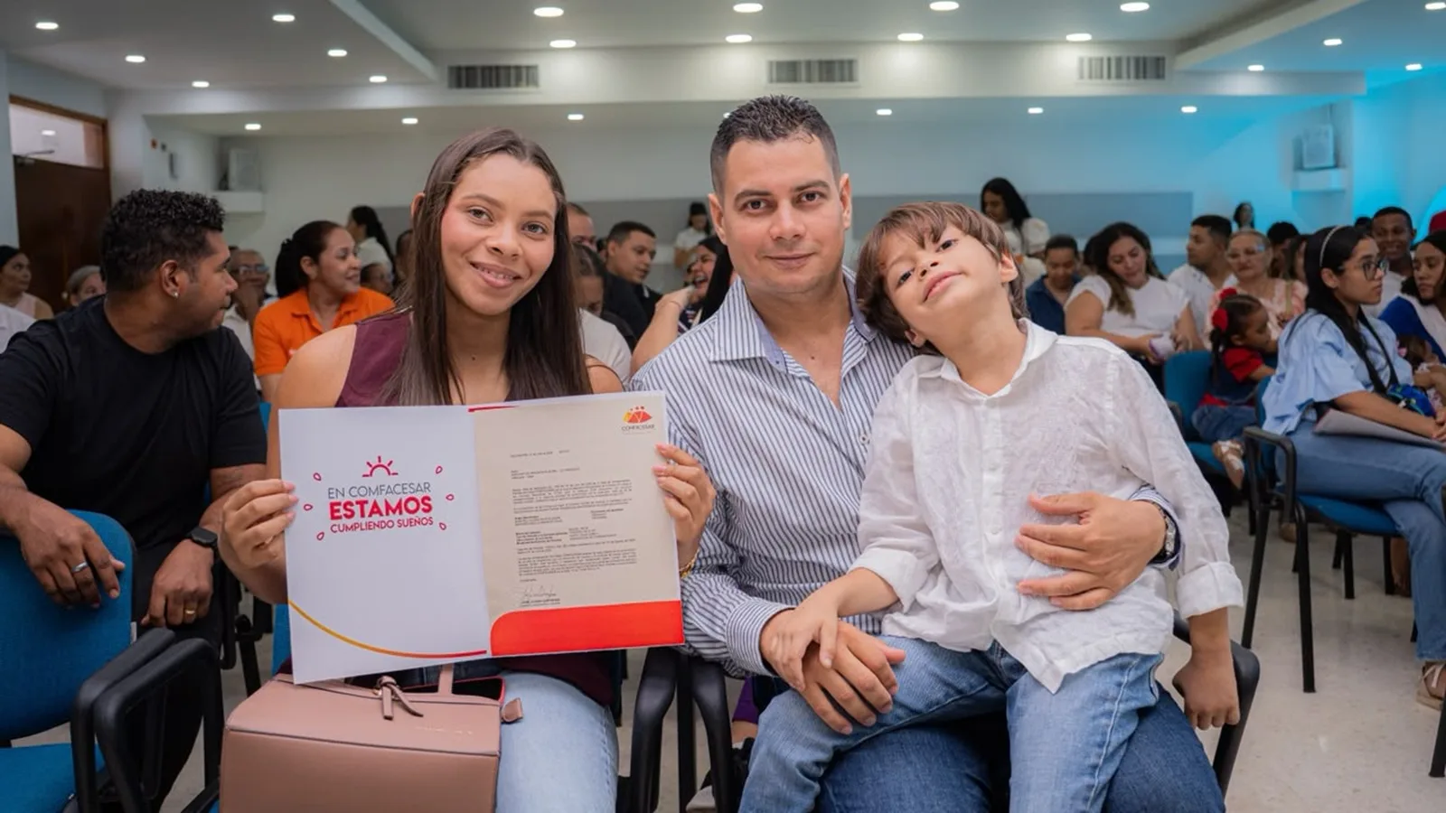 Comfacesar entregó más de $3.480 millones en subsidios de vivienda a 68 familias del Cesar