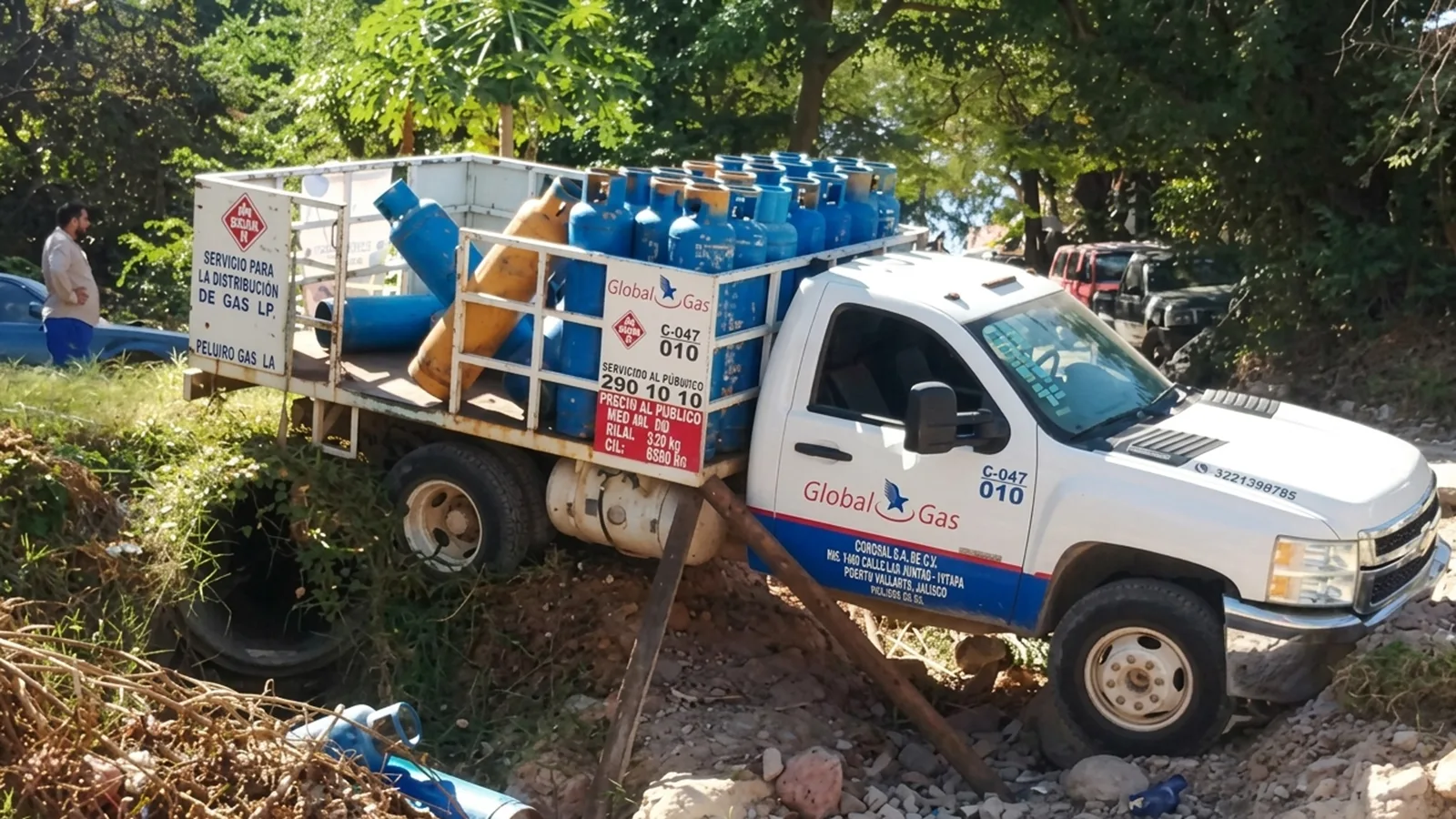 Roban camión con 120 cilindros de gas propano en zona rural de Chimichagua