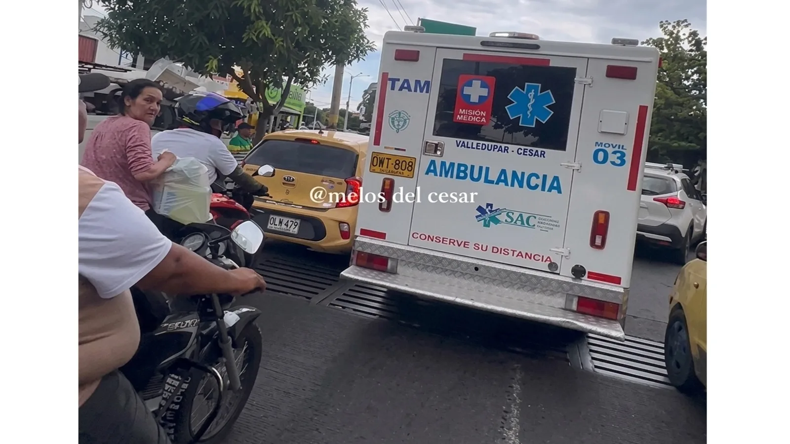 Aunque Secretaria de Tránsito dice que conductores podrán hacer "caso omiso" a las cámaras de fotomulta si una ambulancia pide paso, vallenatos "no se creen ese cuento"