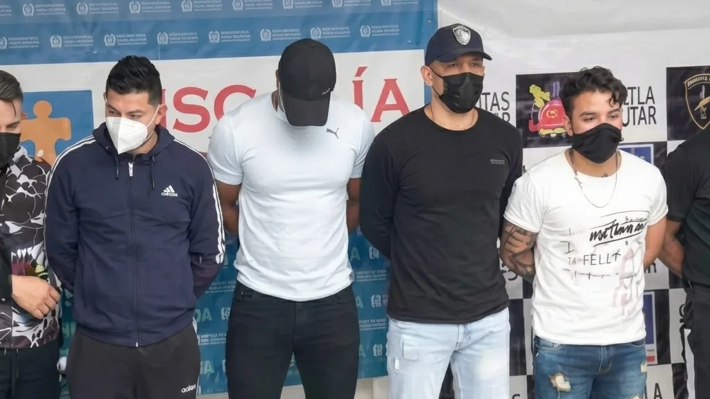 Aplazan decisión judicial contra siete exguardianes de "La Tramacúa"