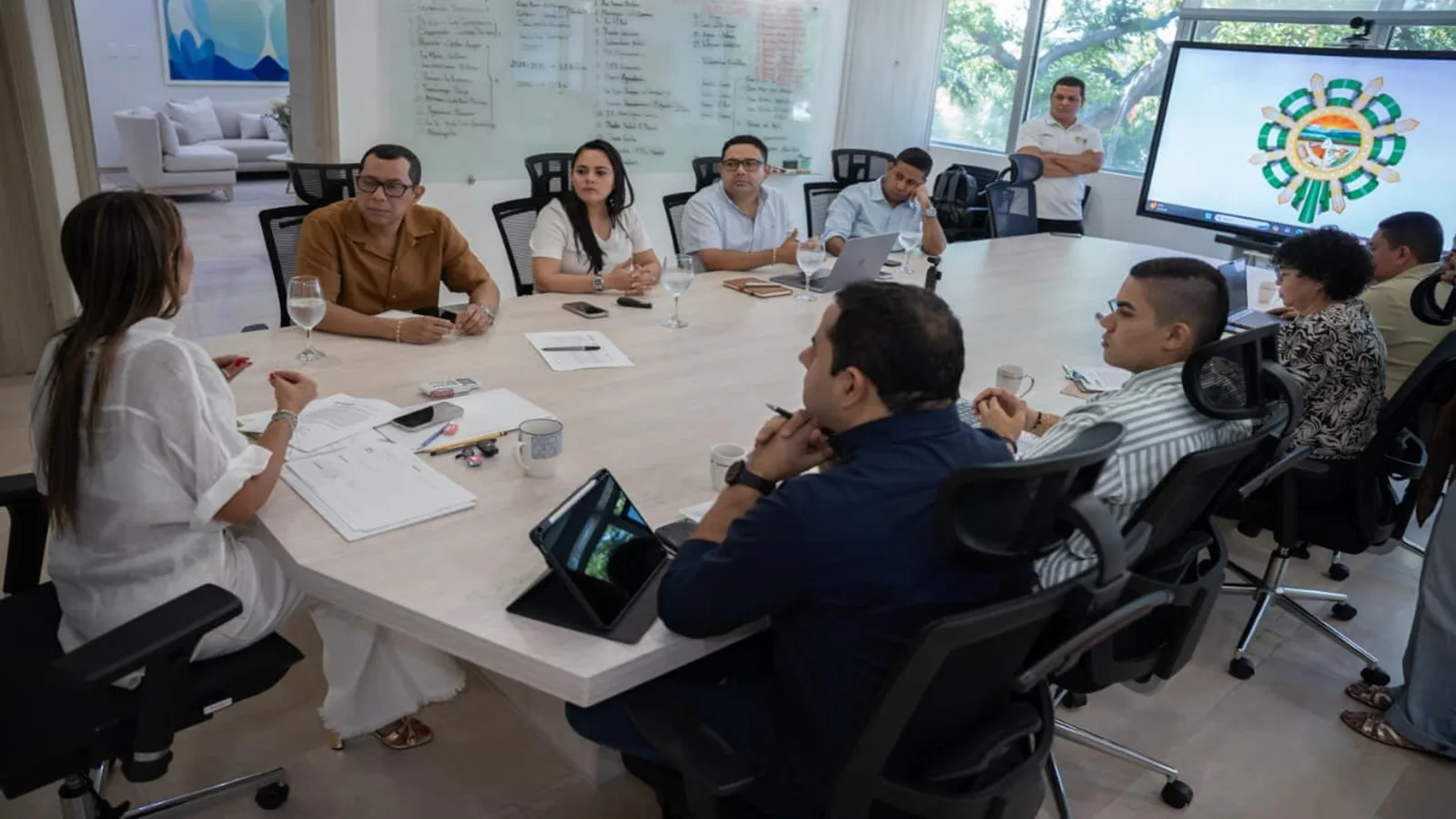 San Martín acelera sus obras: Gobernación anuncia avances en vías, puentes y nueva Plazoleta de Ferias