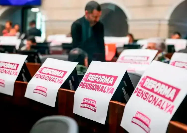 Corte Constitucional mantiene en pie la reforma pensional, pero devuelve puntos a la Cámara