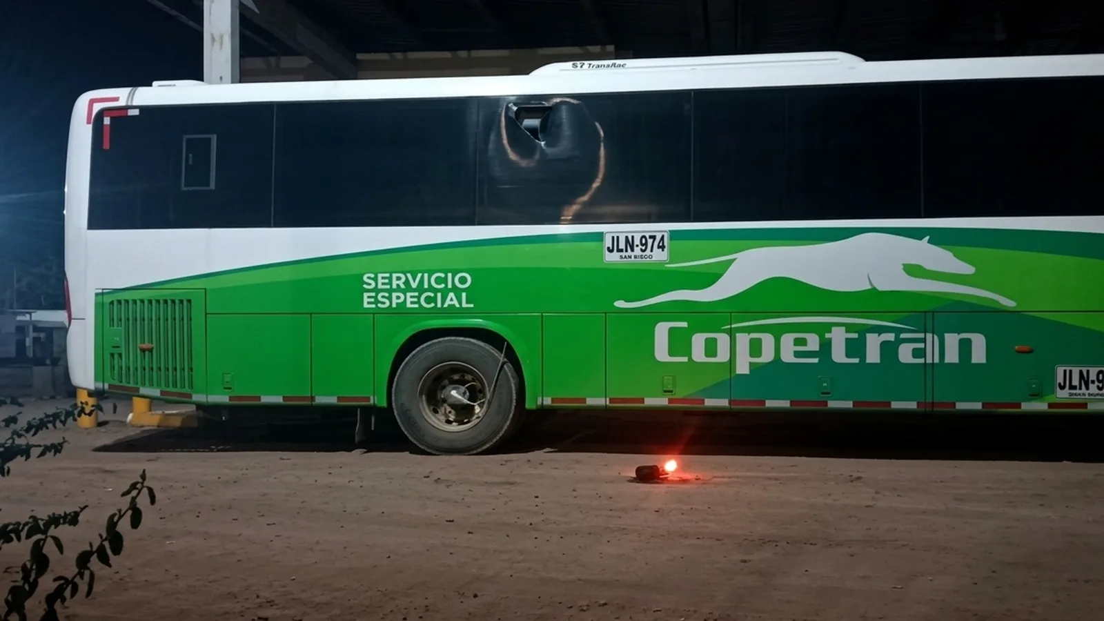 Explosión en parqueadero de Copetran causa daños y deja cinco capturados en La Loma de Calenturas