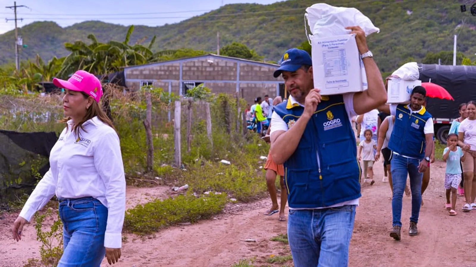 Más de 200 familias afectadas por inundaciones reciben ayudas en Nuevas Flores, San Diego