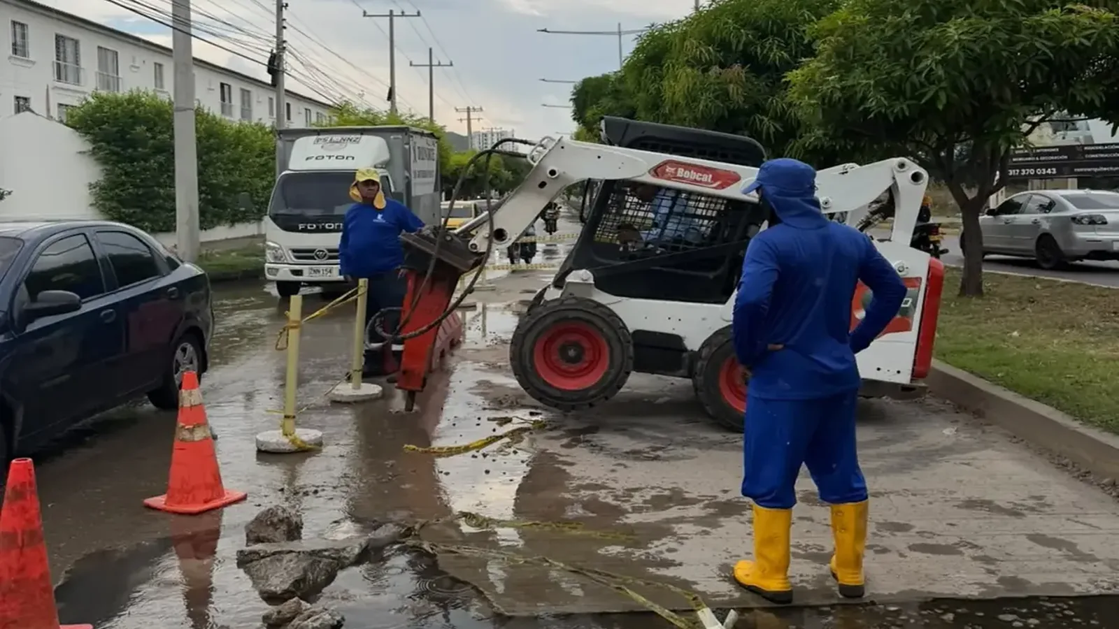 Emdupar supera falla en la Avenida Sierra Nevada tras trabajos sobre tubería de 20 pulgadas