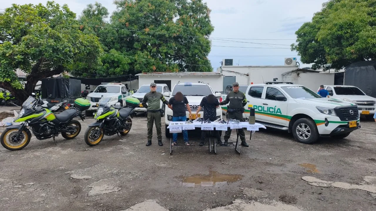 Dos capturados y un adolescente aprehendido con armas y municiones en el Cesar