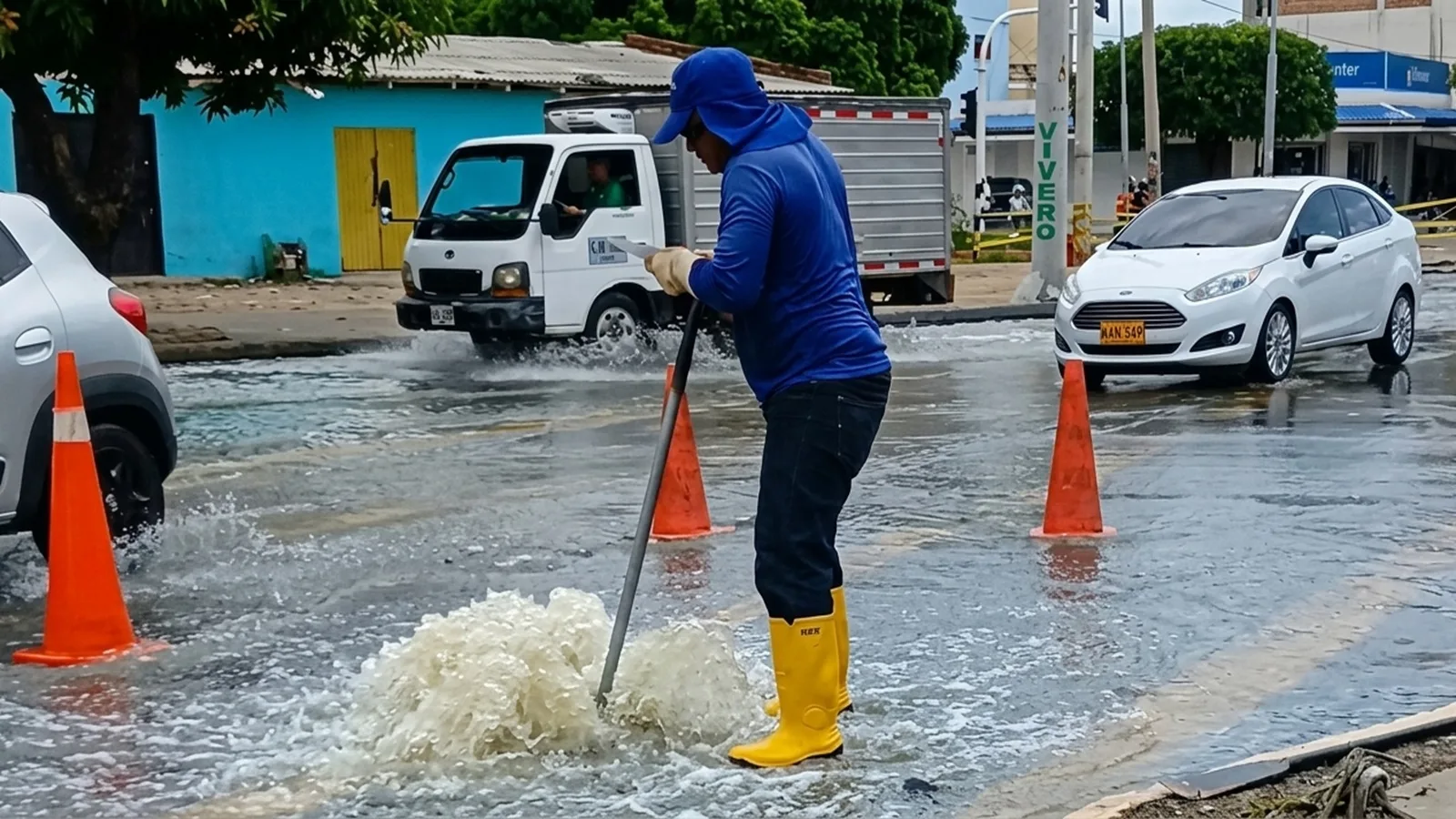 ¡Encuentran hasta una llanta en el alcantarillado de Valledupar! Emdupar alerta sobre el mal uso del sistema